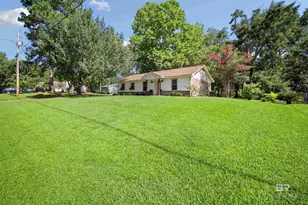 10310 Southhill Dr, Mobile, AL 36695 - Photo 3