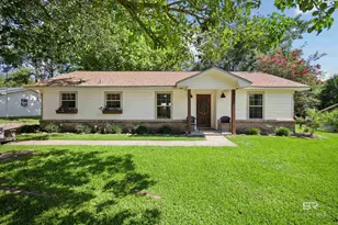 10310 Southhill Dr, Mobile, AL 36695 - Photo 1