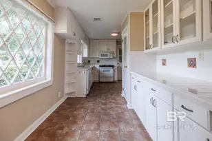 208 Pinecrest Ln, Fairhope, AL 36532 - Photo 9