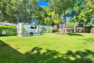 403 N Pine Street, Foley, AL 36535 - Photo 33