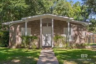 108 Mohawk St, Mobile, AL 36606 - Photo 1