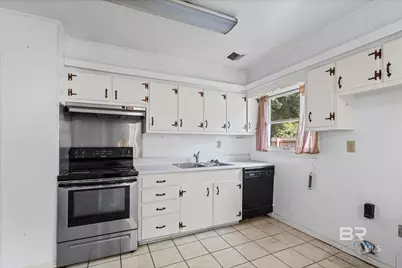 108 Mohawk Street, Mobile, AL 36606 - Photo 9
