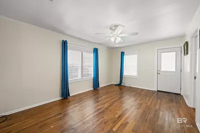 200 W Verbena Avenue, Foley, AL 36535 - Photo 5