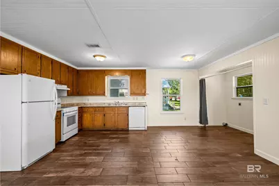 208 W Verbena Avenue, Foley, AL 36535 - Photo 5
