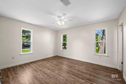 208 W Verbena Avenue, Foley, AL 36535 - Photo 13