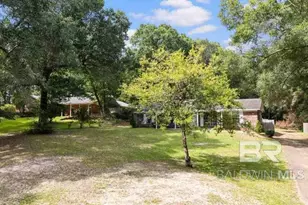 915 Caroline Ave, Daphne, AL 36526 - Photo 3