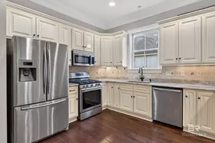 689 Norman Ln, Fairhope, AL 36532 - Photo 13