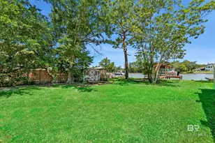 810 W Canal Dr, Gulf Shores, AL 36542 - Photo 7