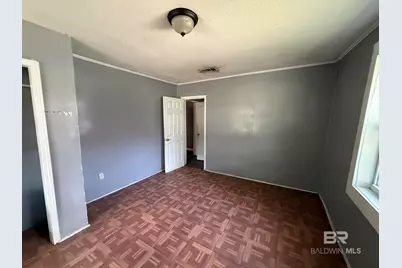 2411 Columbus Avenue, Mobile, AL 36605 - Photo 5