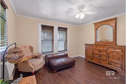615 W Section Avenue, Foley, AL 36535 - Photo 9