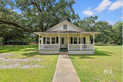 615 W Section Avenue, Foley, AL 36535 - Photo 1