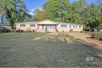 909 Caroline Avenue, Daphne, AL 36526 - Photo 1