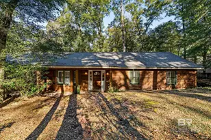 22850 Clearwater Cir, Fairhope, AL 36532 - Photo 1