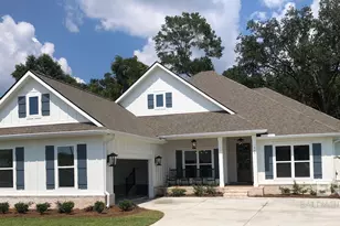 413 Bloomsbury Ave, Fairhope, AL 36532 - Photo 1