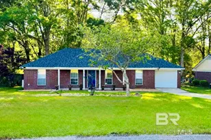 19335 Oak Hillcrest Dr, Robertsdale, AL 36567 - Photo 1