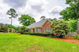 206 North Cir, Fairhope, AL 36532 - Photo 1