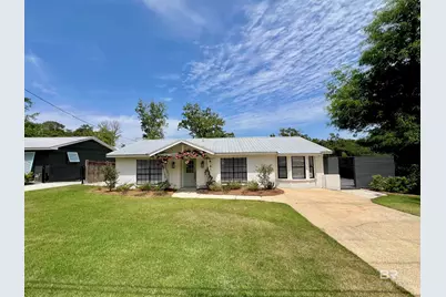 215 Tensaw Avenue, Fairhope, AL 36532 - Photo 1