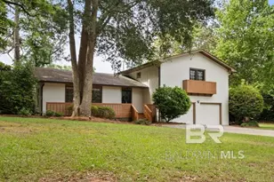 652 Bellangee Ave, Fairhope, AL 36532 - Photo 1