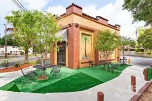 208 N Lafayette St, Mobile, AL 36604 - Photo 1