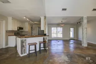 200 Hawthorne Cir, Fairhope, AL 36532 - Photo 7