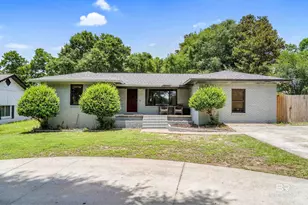 328 Magnolia Dr, Gulf Shores, AL 36542 - Photo 1