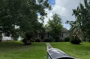 502 E Myrtle Ave, Foley, AL 36535 - Photo 1