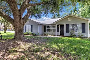 221 Howard Cir, Gulf Shores, AL 36542 - Photo 1