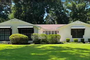 704 Olive Ave, Fairhope, AL 36532 - Photo 1