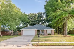 7589 Elizabeth Dr, Daphne, AL 36526 - Photo 1