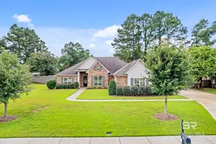 288 Saffron Ave, Fairhope, AL 36532 - Photo 1