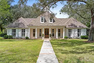 18289 Woodland Dr, Fairhope, AL 36532 - Photo 1