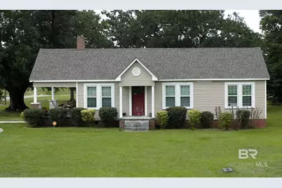 510 N White Avenue, Bay Minette, AL 36507 - Photo 1