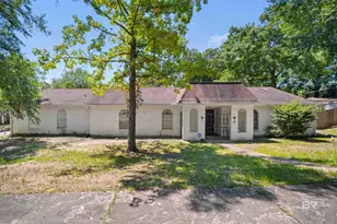 5559 Woodside Dr, Mobile, AL 36608 - Photo 1