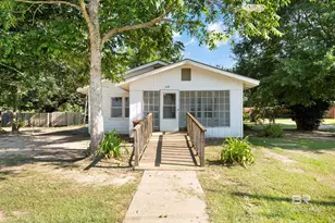 710 Dr.Martin Luther King Jr. Boulevard, Bay Minette, AL 36507 - Photo 1