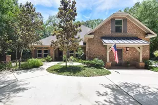 1 Greenbrier Ln, Fairhope, AL 36532 - Photo 1