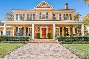 2427 River Forest Rd, Mobile, AL 36605 - Photo 1