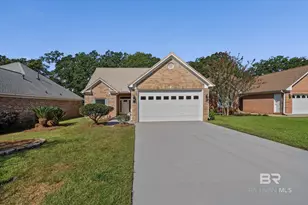 128 Club Dr, Fairhope, AL 36532 - Photo 1