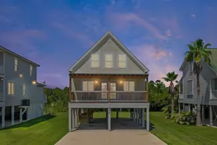 628 W 1st Ave, Gulf Shores, AL 36542 - Photo 1