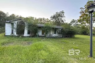 25950 Pinecrest Cir, Robertsdale, AL 36567 - Photo 1