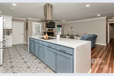 931 E Regents Drive, Mobile, AL 36609 - Photo 13