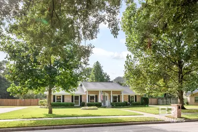 931 E Regents Drive, Mobile, AL 36609 - Photo 3