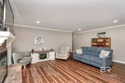 931 E Regents Drive, Mobile, AL 36609 - Photo 17