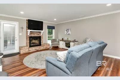 931 E Regents Drive, Mobile, AL 36609 - Photo 7