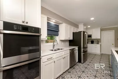 931 E Regents Drive, Mobile, AL 36609 - Photo 9