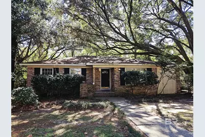 324 Vanderbilt Drive, Mobile, AL 36608 - Photo 1