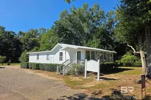 720 Middle St, Fairhope, AL 36532 - Photo 1