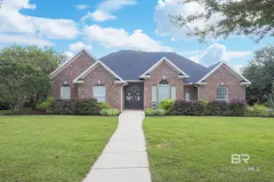 125 Marilyn Ave, Fairhope, AL 36532 - Photo 1