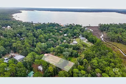 10143 Bayou Circle, Fairhope, AL 36532 - Photo 1