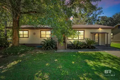 610 Johnson Avenue, Fairhope, AL 36532 - Photo 1