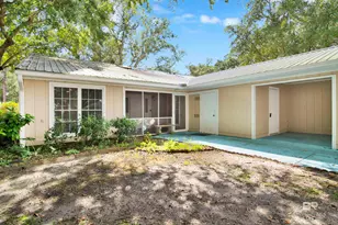 1218 Mockingbird Ln, Gulf Shores, AL 36542 - Photo 1